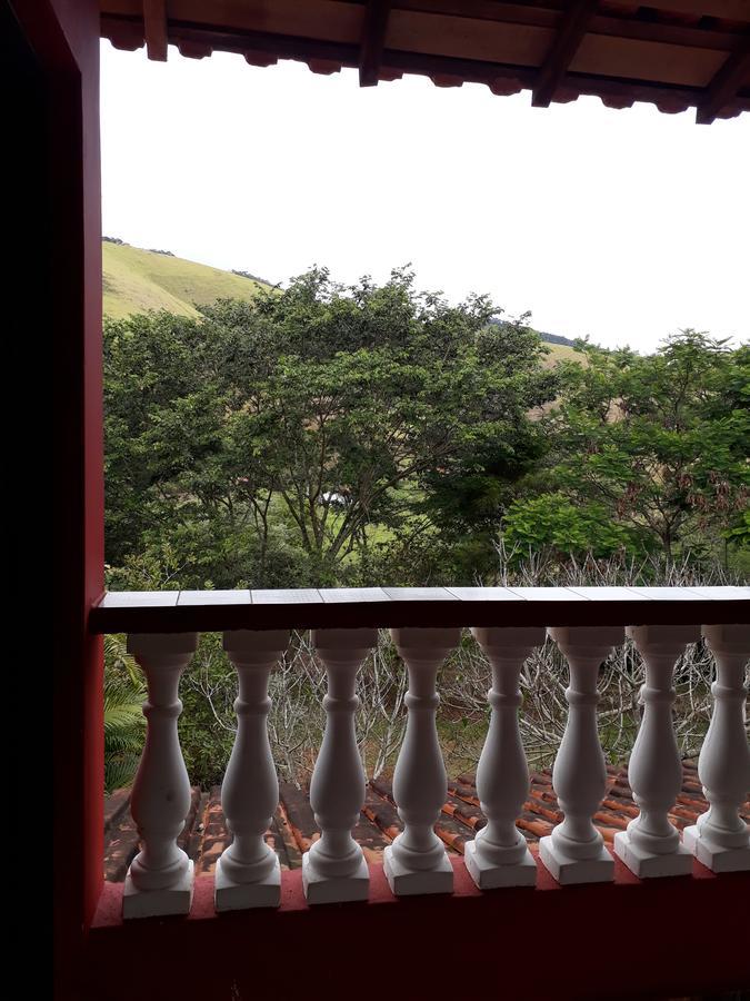 Pousada Alto Do Morro Монтейру-Лобату Экстерьер фото